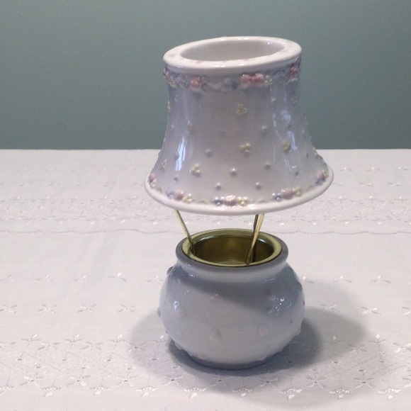 Precious Moments Porcelain Candle Wax or Oil Burner Two Pieces - Picture 6 of 6